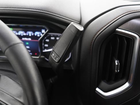 Used 2019 GMC Sierra 1500 AT4 w/ Off Road Performance Package AWD/4WD image 18