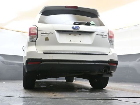 Used 2017 Subaru Forester 2.5i Limited image 43