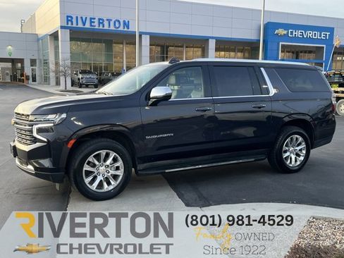 Certified 2023 Chevrolet Suburban Premier image 1