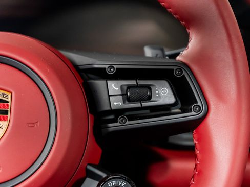 Used 2025 Porsche 911 Carrera S w/ Premium Package image 46