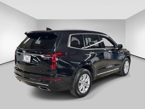 Used 2024 Cadillac XT6 Luxury AWD/4WD image 4