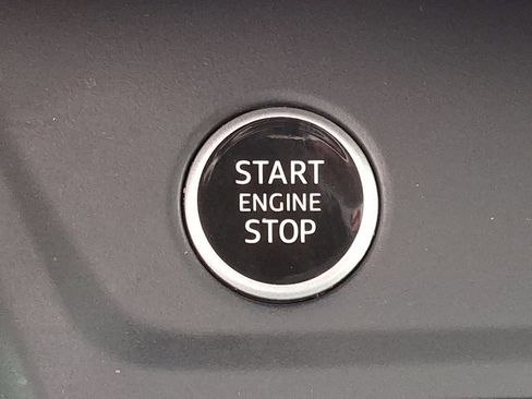 Used 2023 Audi Q3 2.0T Premium Plus image 23