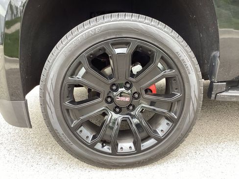 Used 2015 GMC Yukon SLT AWD/4WD image 12