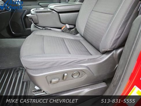 Used 2025 Chevrolet Silverado 1500 LT AWD/4WD image 25