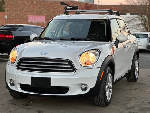 Used 2013 MINI Cooper Countryman image 2