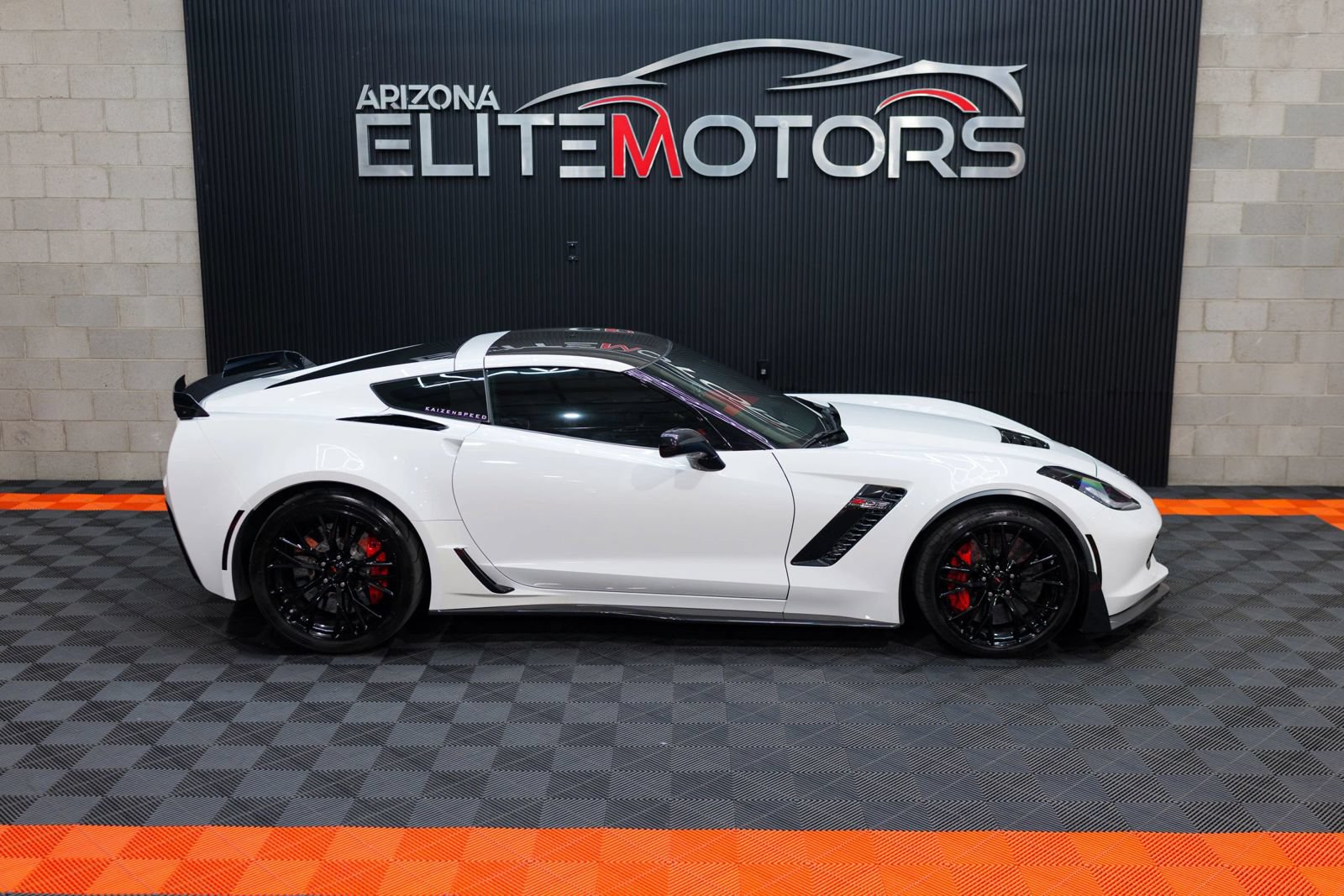 Used 2016 Chevrolet Corvette Z06 w/ Z07 Performance Package RWD image 10