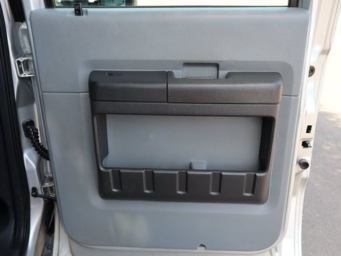 Used 2016 Ford F350 XL w/ Power Equipment Group AWD/4WD image 23