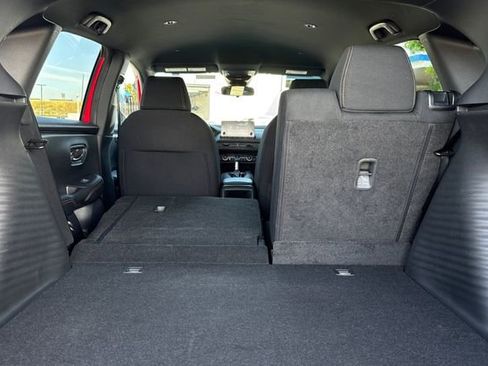 Certified 2025 Honda HR-V Sport image 18
