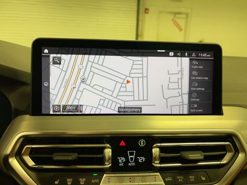 Certified 2025 BMW X4 xDrive30i image 24