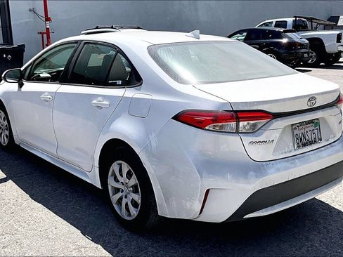 Certified 2021 Toyota Corolla LE w/ Carpet Mat Package (TMS) FWD image 6