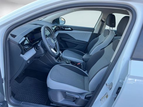 Certified 2024 Volkswagen Taos S image 5