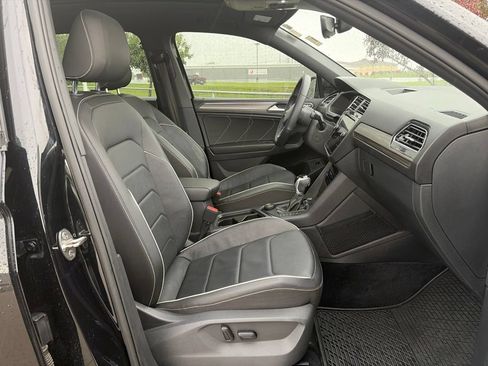 Used 2022 Volkswagen Tiguan SEL R-Line AWD/4WD image 31