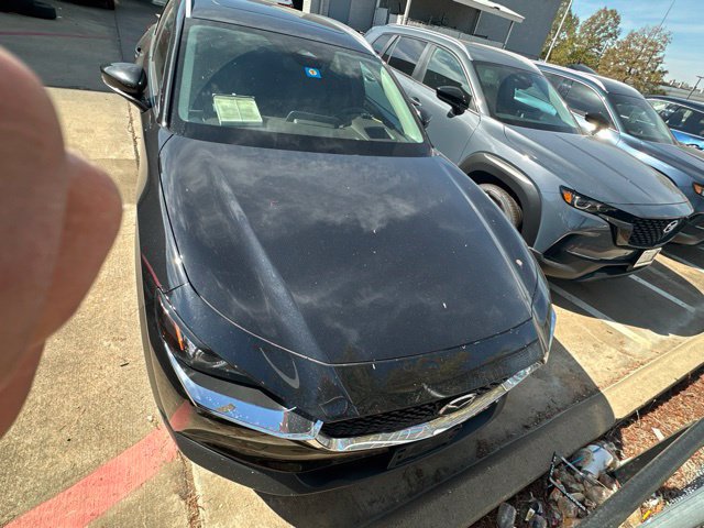 Used 2024 MAZDA CX-30 AWD 2.5 S w/ Premium Package image 2