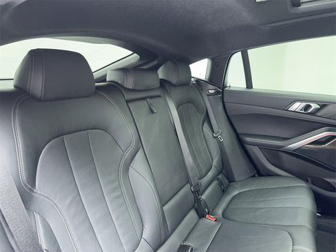 Used 2022 BMW X6 xDrive40i w/ M Sport Package image 48