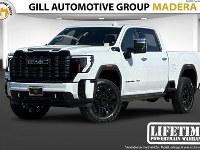 New 2026 GMC Sierra 2500 Denali Ultimate w/ LPO, Black Badging Package