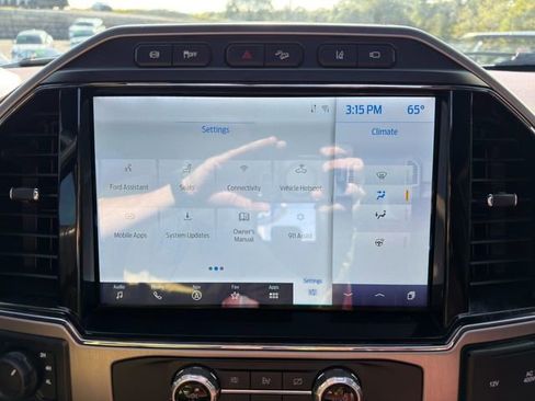 Used 2022 Ford F450 Platinum w/ FX4 Off-Road Package image 29