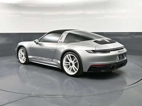 Certified 2024 Porsche 911 Targa 4 GTS image 3