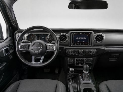 Used 2020 Jeep Wrangler Unlimited Sahara AWD/4WD image 22