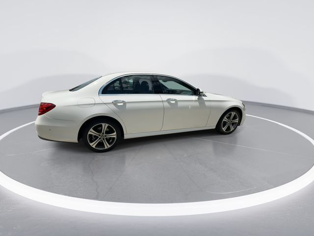 Used 2018 Mercedes-Benz E 300 4MATIC image 8