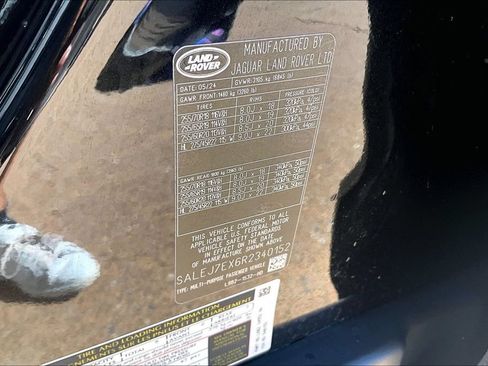 Used 2024 Land Rover Defender 110 S AWD/4WD image 31