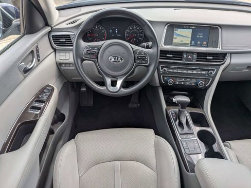Used 2016 Kia Optima EX w/ Premium Package FWD image 16