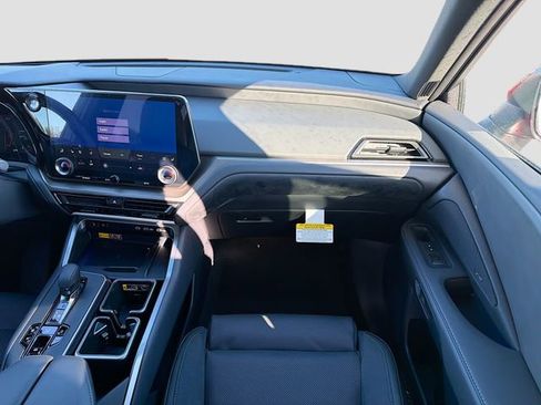 New 2026 Lexus TX 350 AWD image 19