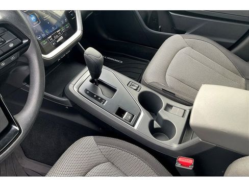 Used 2024 Subaru Crosstrek 2.0i Premium image 17