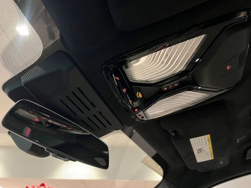 New 2026 BMW ALPINA XB7 AWD/4WD image 11