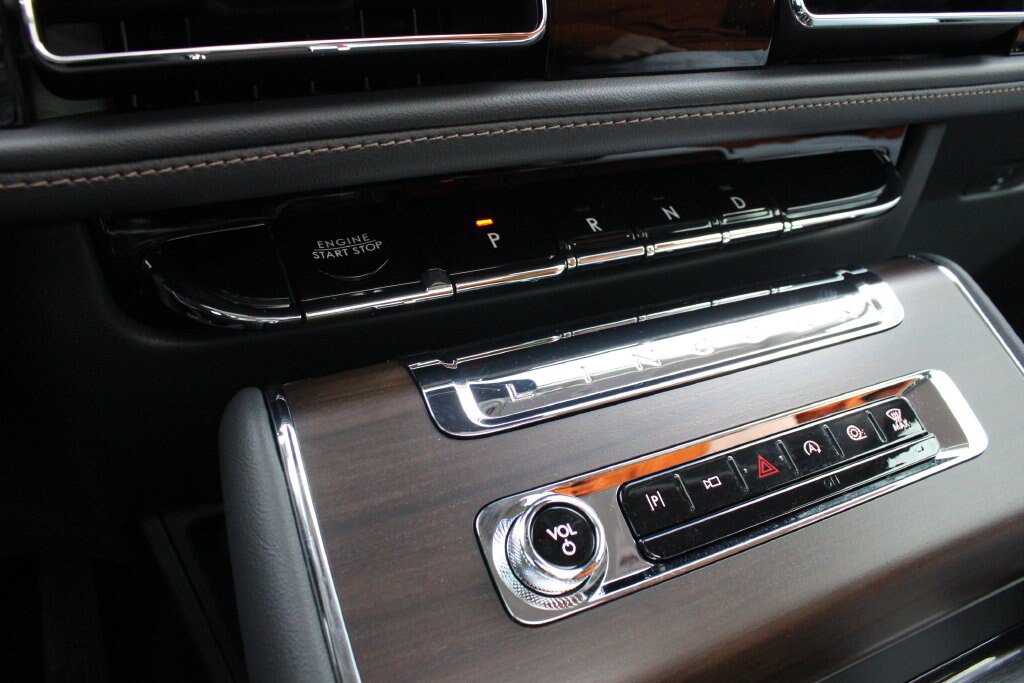 New 2027 Lincoln Aviator Reserve AWD/4WD image 15