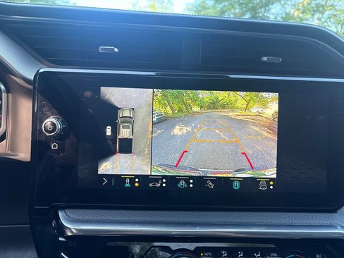 Used 2023 GMC Sierra 1500 Denali AWD/4WD image 22