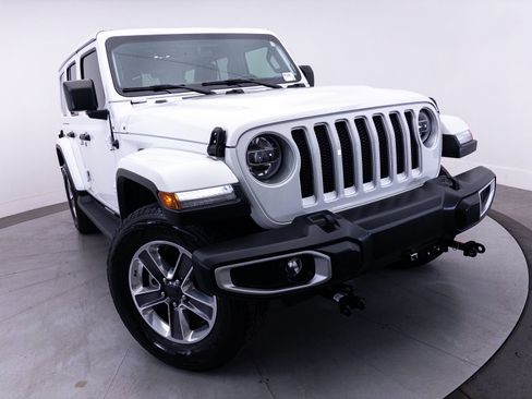 Used 2021 Jeep Wrangler Unlimited Sahara AWD/4WD image 11