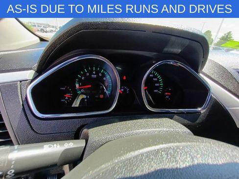 Used 2011 Chevrolet Traverse LT w/ Personal Connectivity Package FWD image 29