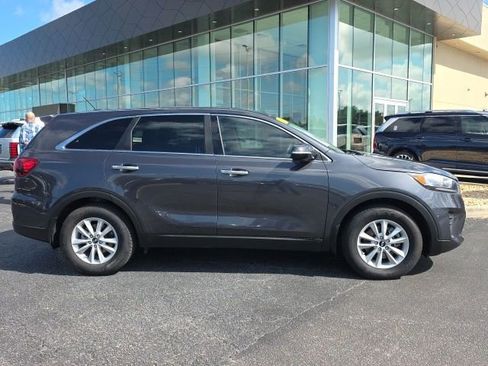 Used 2019 Kia Sorento FWD image 20