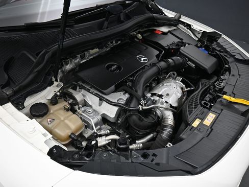 Used 2021 Mercedes-Benz GLA 250 image 52