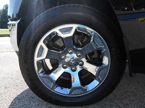 Used 2022 RAM 1500 Big Horn AWD/4WD image 10
