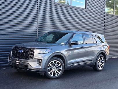 Used 2025 Ford Explorer ST-Line w/ Premium Package