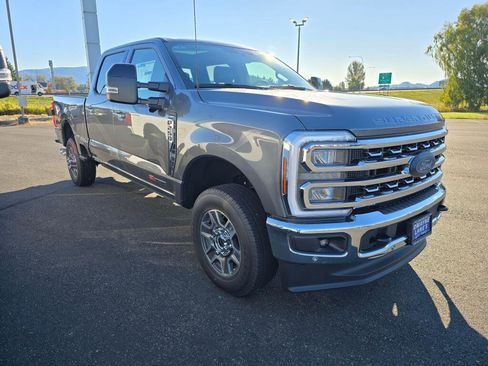 New 2026 Ford F250 Lariat w/ Lariat Ultimate Package AWD/4WD image 3