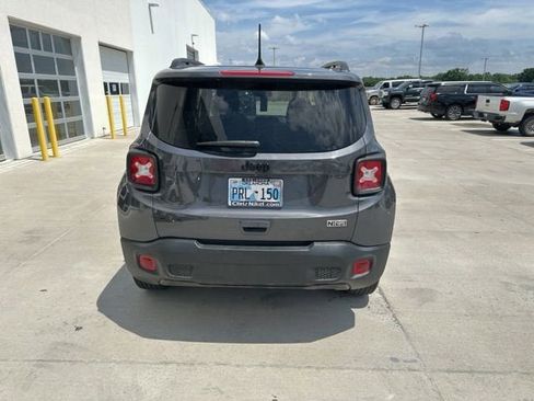 Used 2023 Jeep Renegade Altitude w/ Convenience Group I AWD/4WD image 4