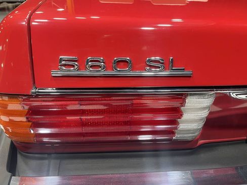 Used 1989 Mercedes-Benz 560 SL image 25