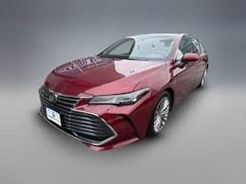 Used 2022 Toyota Avalon Limited w/ Advanced Safety Package FWD image 1