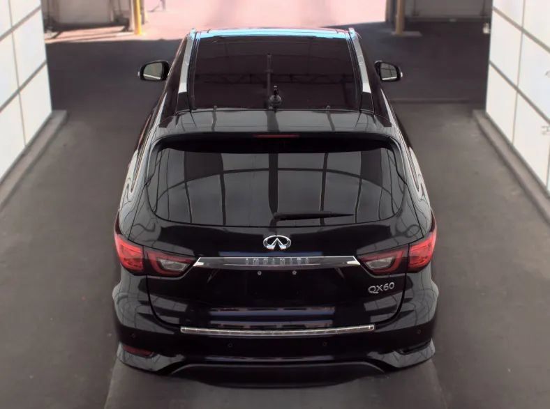 Used 2018 INFINITI QX60 FWD w/ Premium Plus Package image 4