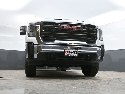 New 2026 GMC Sierra 3500 Pro w/ Snow Plow Prep/Camper Package AWD/4WD image 28
