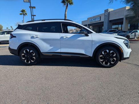 Certified 2023 Kia Sportage X-Line w/ X-Line Premium Package image 2