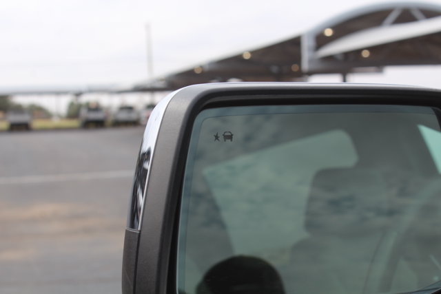 Used 2025 GMC Sierra 1500 SLT AWD/4WD image 14