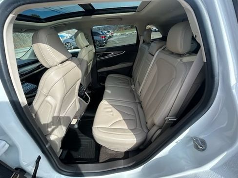 Used 2021 Lincoln Nautilus Reserve AWD/4WD image 20
