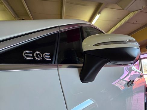 Used 2023 Mercedes-Benz EQE 500 4MATIC SUV image 25