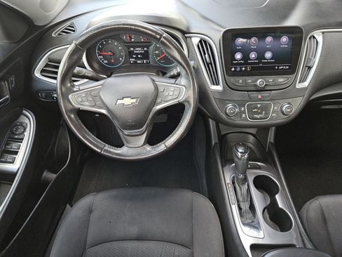Used 2019 Chevrolet Malibu RS FWD image 10
