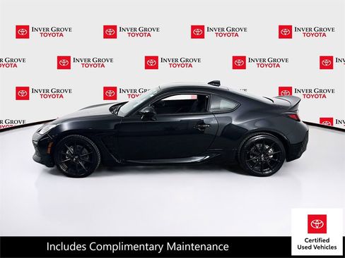 Certified 2025 Toyota GR86 Premium RWD image 8