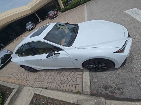 Used 2024 Lexus IS 350 F Sport RWD image 4