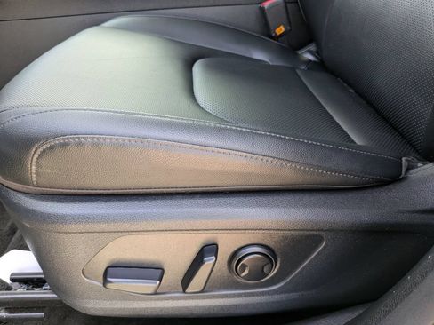 Certified 2025 Kia Sportage EX w/ Premium Package FWD image 21